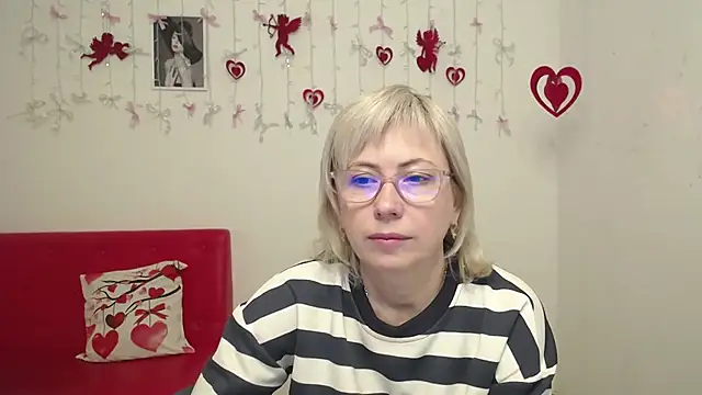 Snapshot of LaurenWishy chatting on 02/02/26, 06:23 LaurenWishy online show from 02/02/26, 06:23