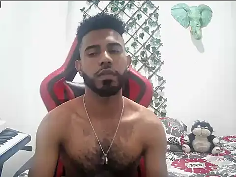 Snapshot of alberthot11 chatting on 12/05/25, 07:43 alberthot11 online show from 12/05/25, 07:43