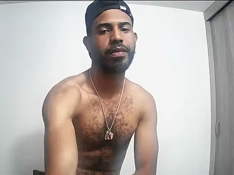 Snapshot of alberthot11 chatting on 12/17/25, 04:24 alberthot11 online show from 12/17/25, 04:24