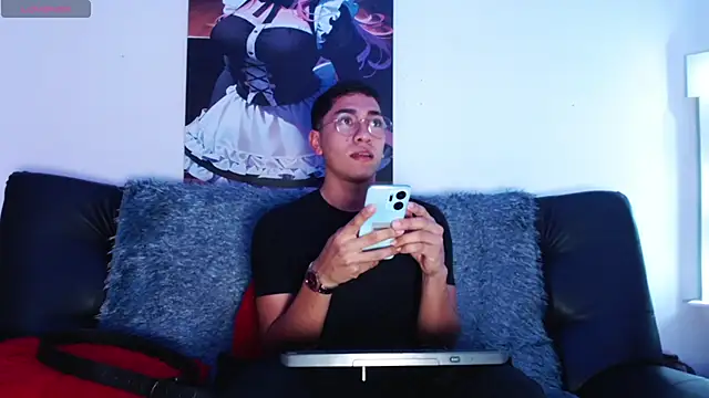 Snapshot of ATLASVANDRAKE chatting on 11/20/25, 08:19 ATLASVANDRAKE online show from 11/20/25, 08:19