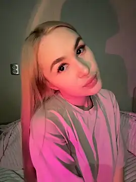 Miss Alisse online show from 11/28/25, 05:26