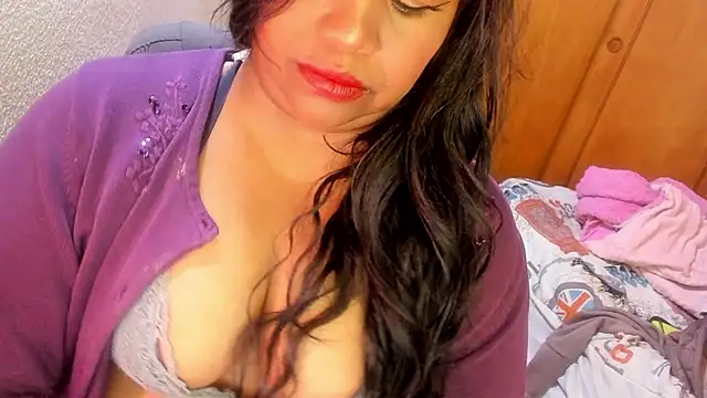 ebonycamelia online show from 05/06/26, 06:35