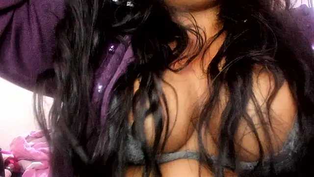 ebonycamelia online show from 05/19/26, 09:21