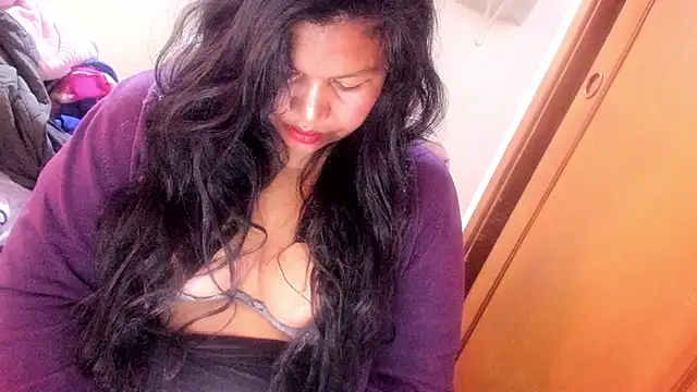 ebonycamelia online show from 05/25/26, 08:26