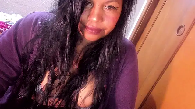 ebonycamelia online show from 06/04/26, 08:59