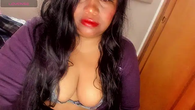 ebonycamelia online show from 07/08/26, 10:09