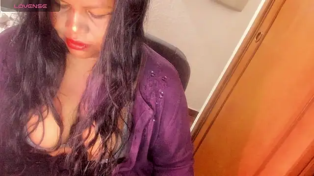 ebonycamelia online show from 07/26/26, 10:55