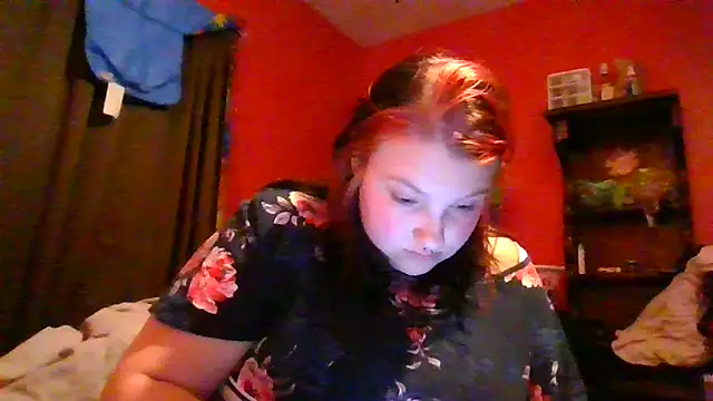 Snapshot of living420 chatting on 11/20/25, 12:22 living420 online show from 11/20/25, 12:22