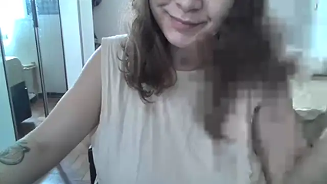 Snapshot of xxxluana chatting on 02/21/26, 12:39 xxxluana online show from 02/21/26, 12:39