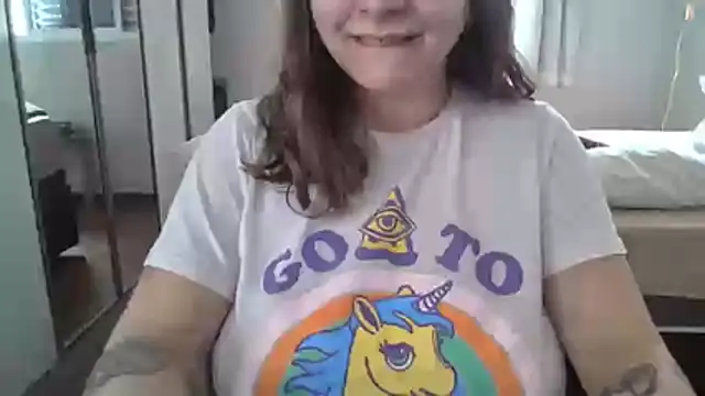 Snapshot of xxxluana chatting on 02/25/26, 01:10 xxxluana online show from 02/25/26, 01:10