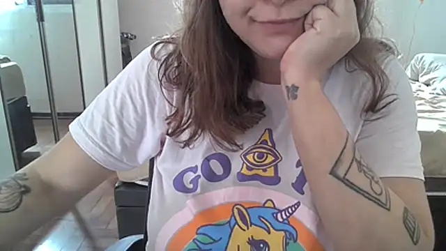 Snapshot of xxxluana chatting on 02/26/26, 02:38 xxxluana online show from 02/26/26, 02:38