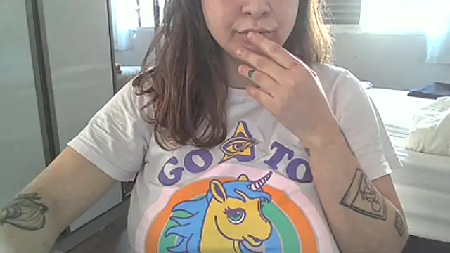 Snapshot of xxxluana chatting on 03/27/26, 07:24 xxxluana online show from 03/27/26, 07:24