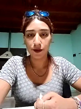 Snapshot of cata_bronw chatting on 01/15/26, 04:50 cata bronw online show from 01/15/26, 04:50