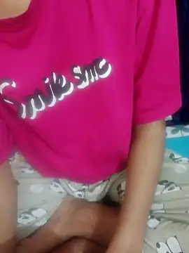 Snapshot of sunita_3472 chatting on 11/20/25, 01:06 sunita 3472 online show from 11/20/25, 01:06