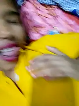 Snapshot of Hott_myraa chatting on 12/01/25, 01:10 Hott myraa online show from 12/01/25, 01:10