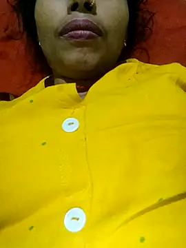 Snapshot of Hott_myraa chatting on 12/05/25, 02:36 Hott myraa online show from 12/05/25, 02:36