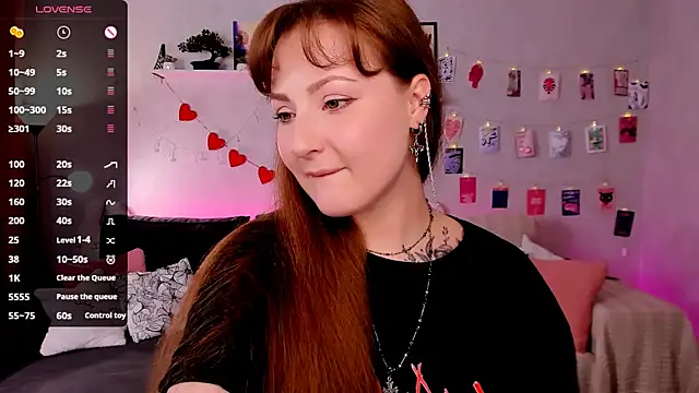 velvet cherry  online show from 07/22/26, 08:50