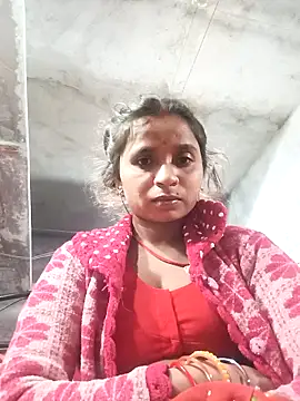 Snapshot of Hot_erion chatting on 11/24/25, 10:53 Hot erion online show from 11/24/25, 10:53