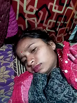 Snapshot of Hot_erion chatting on 12/13/25, 11:32 Hot erion online show from 12/13/25, 11:32