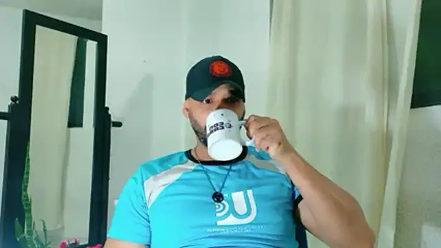 musclehetero online show from 06/30/26, 11:00