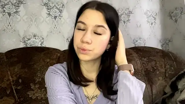 Snapshot of DebbiGoodknight chatting on 12/14/25, 09:03 DebbiGoodknight online show from 12/14/25, 09:03