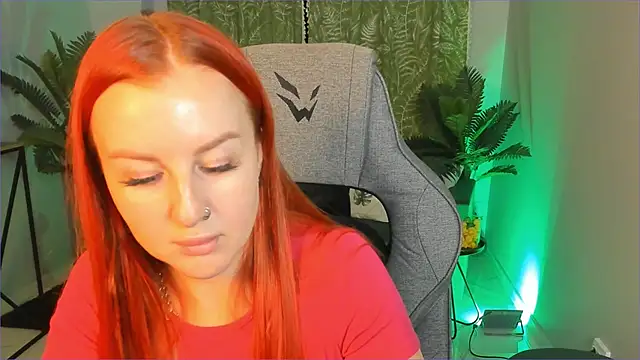 Snapshot of CherieChapman chatting on 12/02/25, 08:30 CherieChapman online show from 12/02/25, 08:30