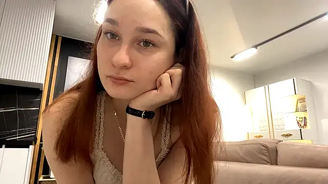 Snapshot of AylaRuer chatting on 11/30/25, 11:03 AylaRuer online show from 11/30/25, 11:03