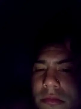 Snapshot of MLis27664@xh chatting on 11/21/25, 01:15 MLis27664xh online show from 11/21/25, 01:15