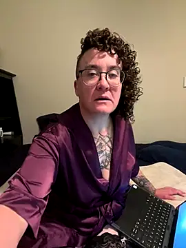 sareberr420 online show from 11/26/25, 04:41