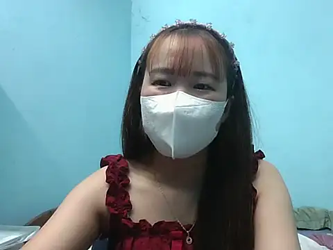 LinhChi09 online show from 06/08/26, 10:48