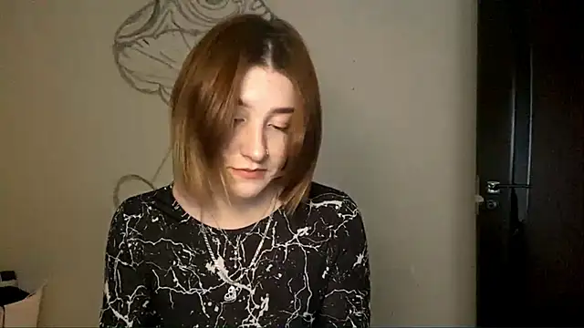 Snapshot of Marimari_maur chatting on 11/24/25, 06:57 Marimari maur online show from 11/24/25, 06:57