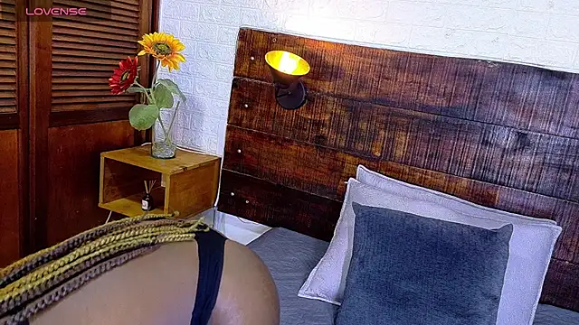 Snapshot of Amy_Brunette chatting on 11/29/25, 05:49 Amy Brunette online show from 11/29/25, 05:49