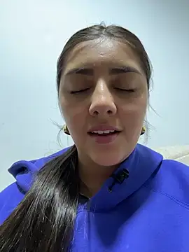Snapshot of Sammyy_torres chatting on 02/01/26, 05:28 Sammyy torres online show from 02/01/26, 05:28