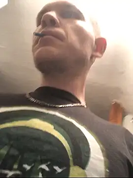 Spielzeugtwink online show from 06/11/26, 09:35