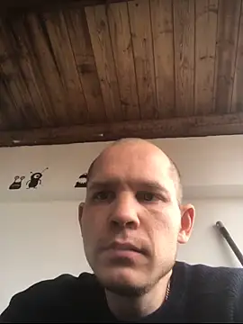 Spielzeugtwink online show from 06/12/26, 01:54