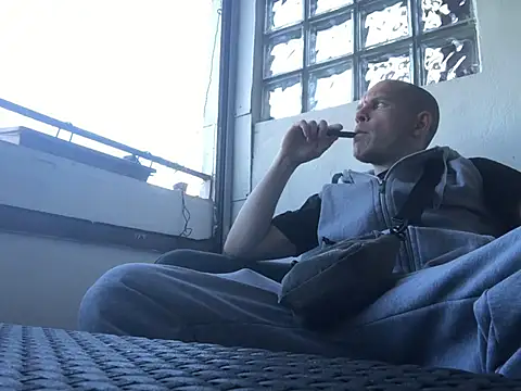 Spielzeugtwink online show from 07/08/26, 05:17