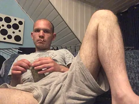 Spielzeugtwink online show from 07/29/26, 11:03
