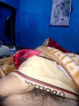 Snapshot of vaasuboy01 chatting on 11/21/25, 05:33 vaasuboy01 online show from 11/21/25, 05:33