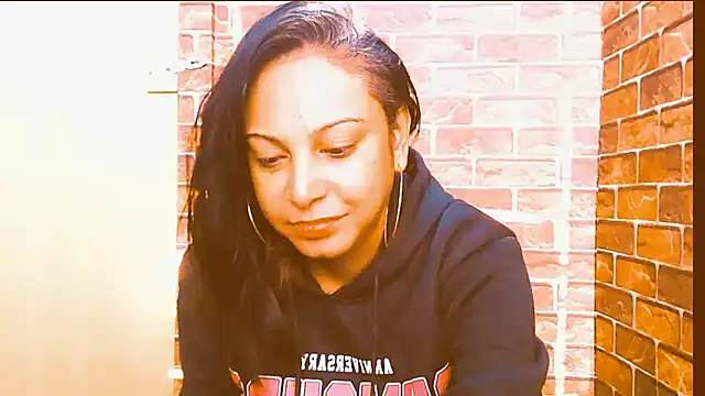 indian spice girl online show from 06/11/26, 06:22
