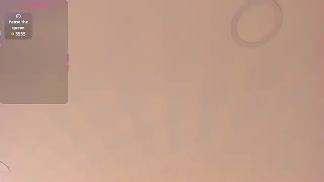 Snapshot of monserrat_cutte chatting on 11/28/25, 11:02 monserrat cutte online show from 11/28/25, 11:02