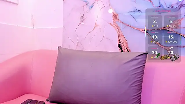 Snapshot of violeta_vins chatting on 11/20/25, 01:22 violeta vins online show from 11/20/25, 01:22