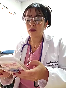 Snapshot of JustSamantha_ chatting on 11/26/25, 12:06 JustSamantha online show from 11/26/25, 12:06