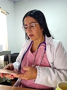 Snapshot of JustSamantha_ chatting on 11/28/25, 12:52 JustSamantha online show from 11/28/25, 12:52