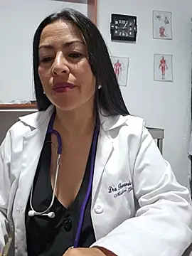 JustSamantha  online show from 06/12/26, 11:20
