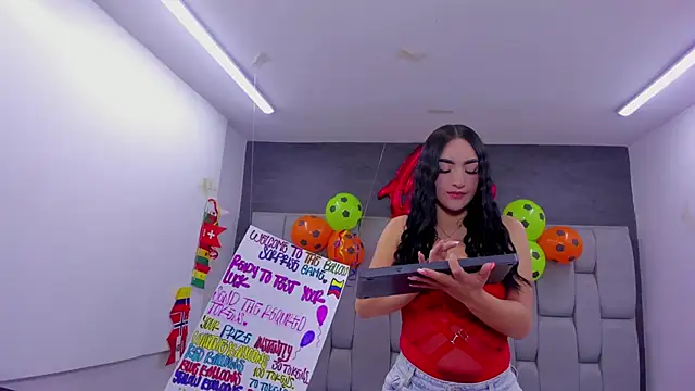 Sarita Ass online show from 06/17/26, 04:48