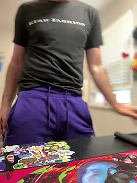 strippingmale1 online show from 06/07/26, 08:01