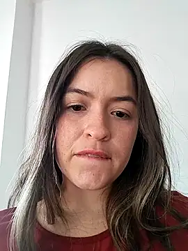 Little  Danni1 online show from 11/21/25, 09:13