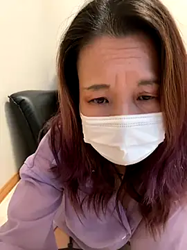 Snapshot of nana_na425 chatting on 12/05/25, 01:25 nana na425 online show from 12/05/25, 01:25