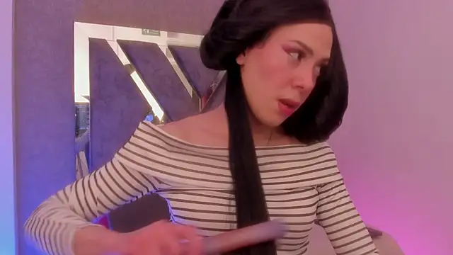 Snapshot of frany_wolf_ chatting on 11/25/25, 01:38 frany wolf online show from 11/25/25, 01:38