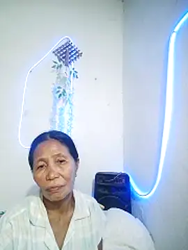 Snapshot of SampaguitaMama_Palangga chatting on 11/20/25, 06:02 SampaguitaMama Palangga online show from 11/20/25, 06:02